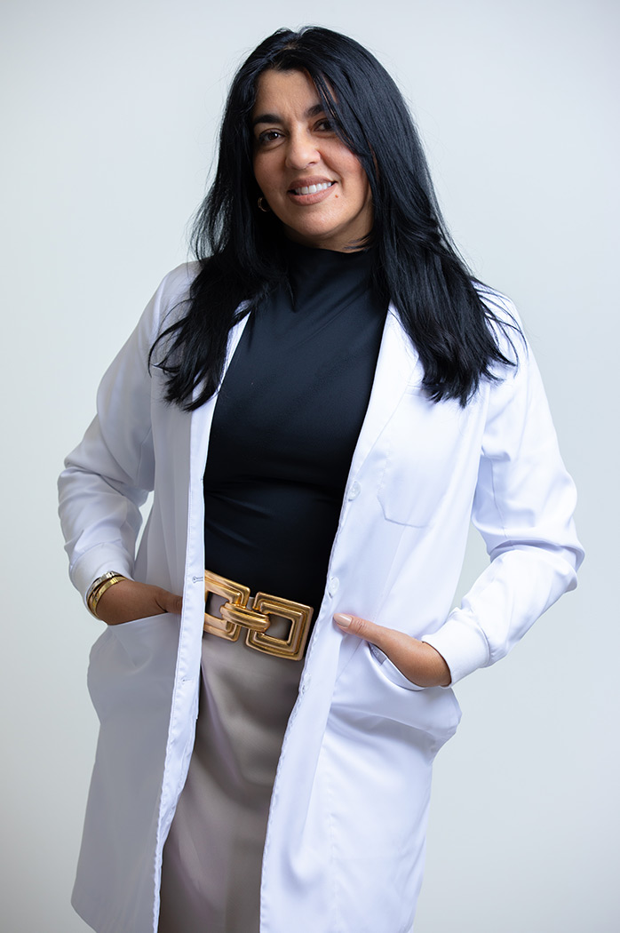 Dr. Farah, dentist at Deluxe Dental in Miami